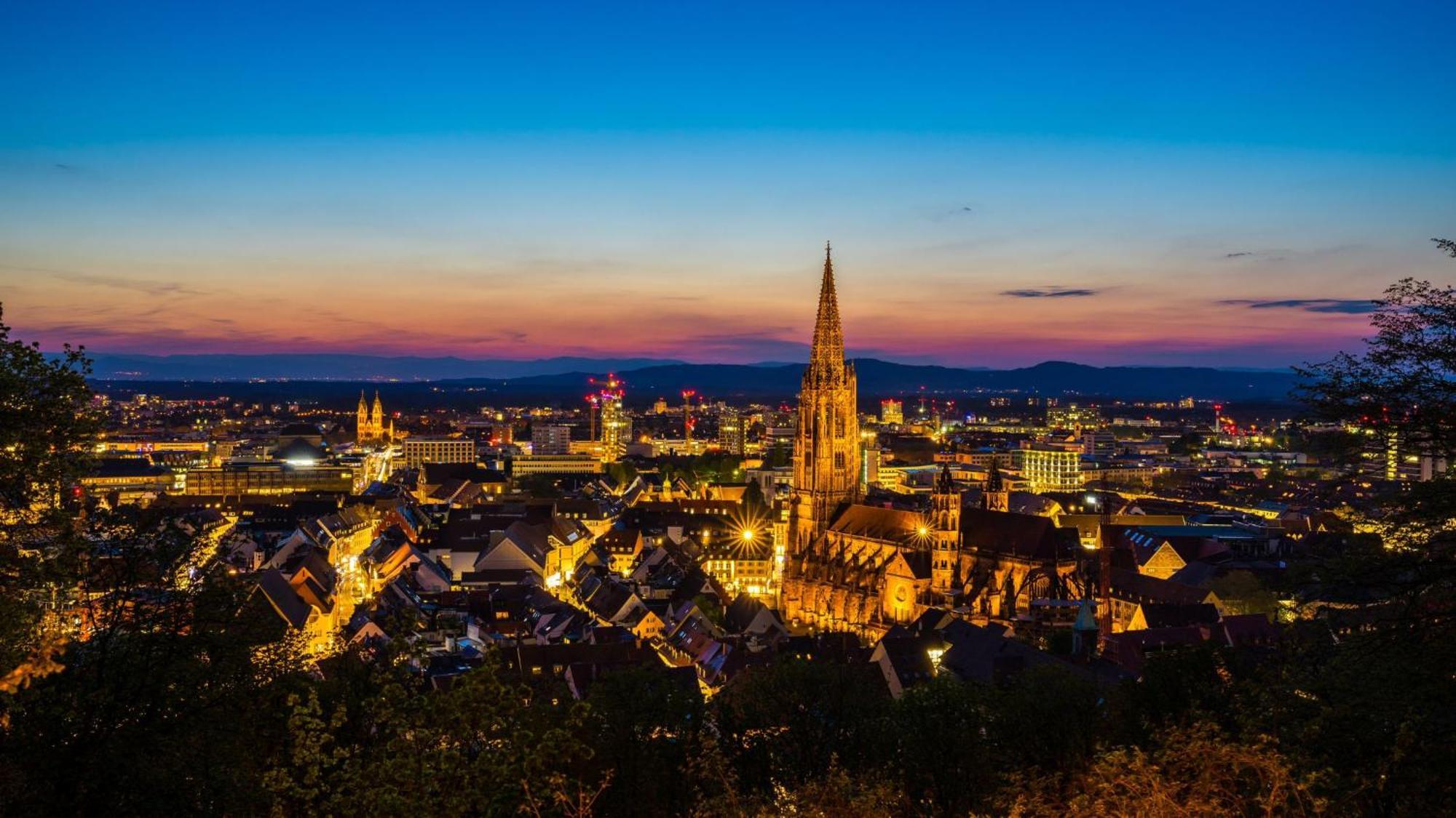 Ferienwohnung Baechle, Sehr Zentral Freiburg im Breisgau Luaran gambar